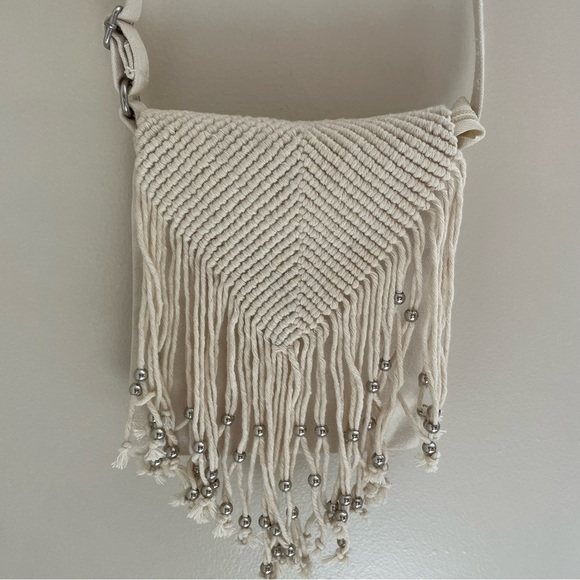 AMERICAN Eagle Crochet Fringe Beaded Boho Mini Crossbody Purse, Cream - Picture 3 of 14